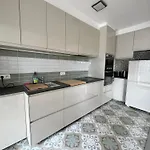 Apartment Charming 2-bedroom In The Heart Of T30