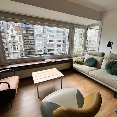 Apartman Charming 2-bedroom In The Heart Of T30 *