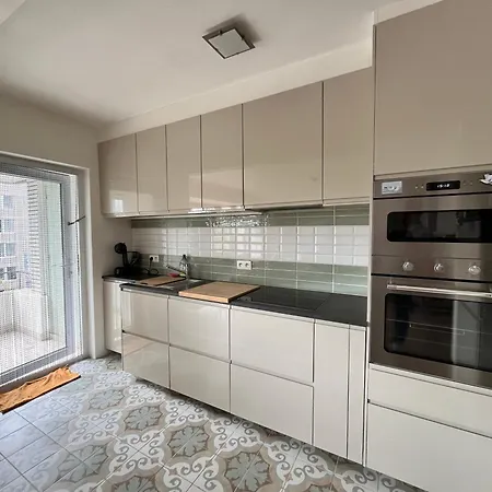 Charming 2-bedroom In The Heart Of T30 Ostende